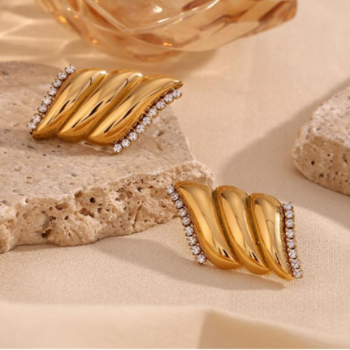 Malek Valentina Studs