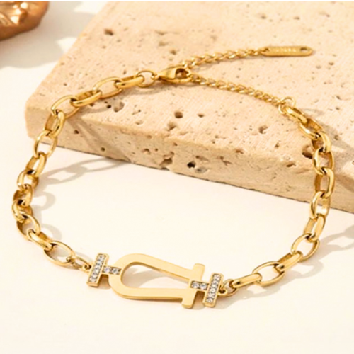 Horse Shoe Bracelet