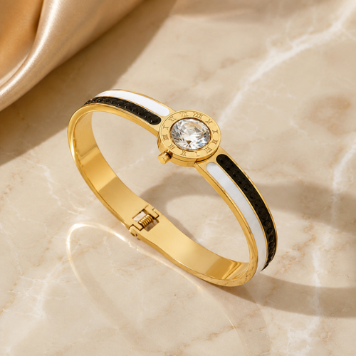 Roman Zircon Dial Handcuff