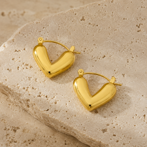 Round Heart Hoops
