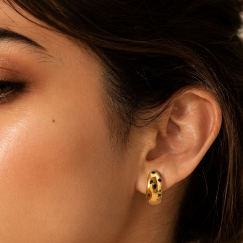 Zircon C Studs Black