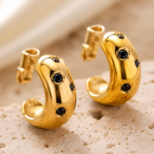 Zircon C Studs Black