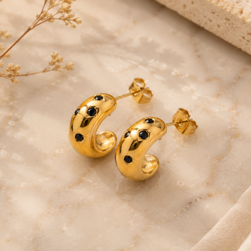 Zircon C Studs Black