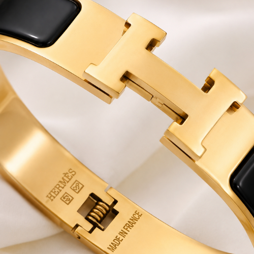 Hermes OG Handcuff Black